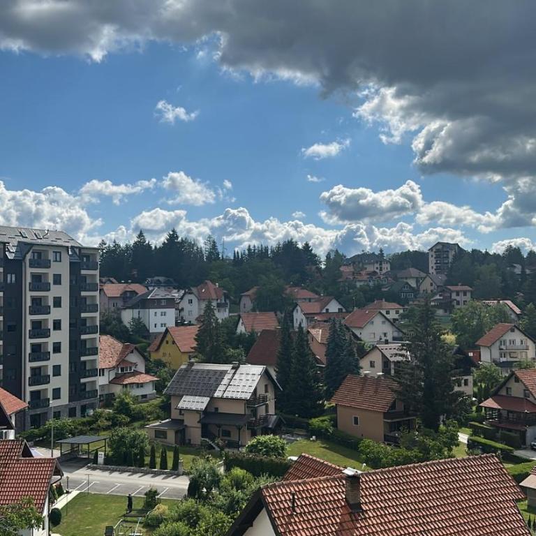 Prestige Forest Resort Zlatibor Wellness & Spa - Superior Apartman sa Pogledom na Grad - 5