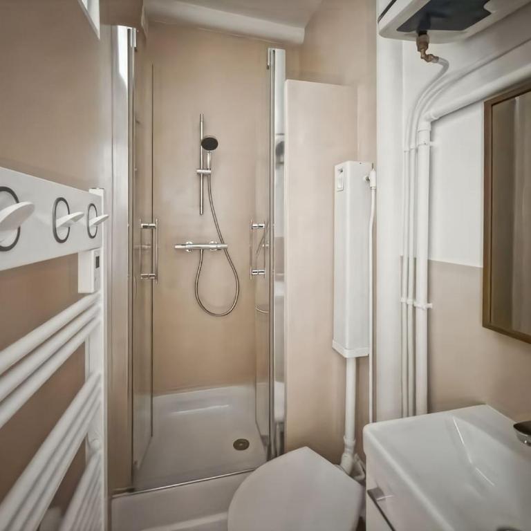 STUDIO CHIC ET RENOVE PRES DU CANAL SAINT MARTIN - Appartement - 9