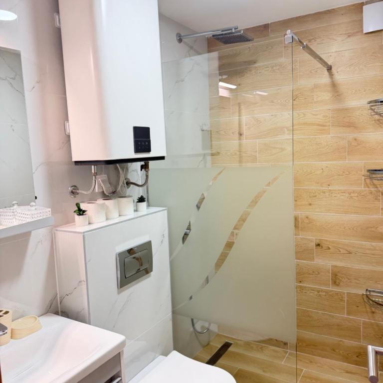 Prestige Forest Resort Zlatibor Wellness & Spa - Superior Apartman sa Pogledom na Grad - 18