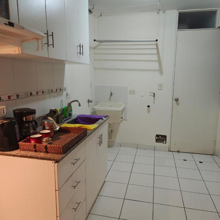Miraflores Point - Apartamento de 2 dormitorios con balcón y vistas al mar - 13