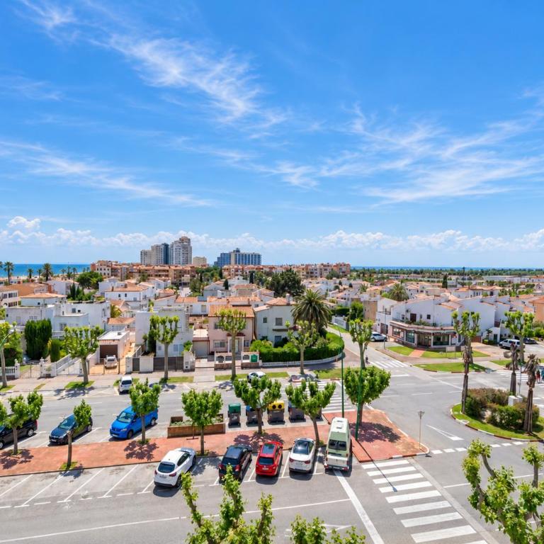 Gran terraza y vistas al mar junto a la playa - Apartamento de 2 dormitorios con terraza y vistas al mar - 26