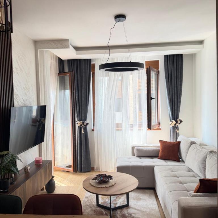 Prestige Forest Resort Zlatibor Wellness & Spa - Deluks Apartman - 1
