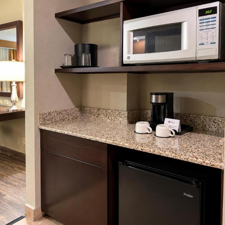 Best Western PREMIER Monterrey Aeropuerto - Habitación - No fumadores - Cama grande - 1