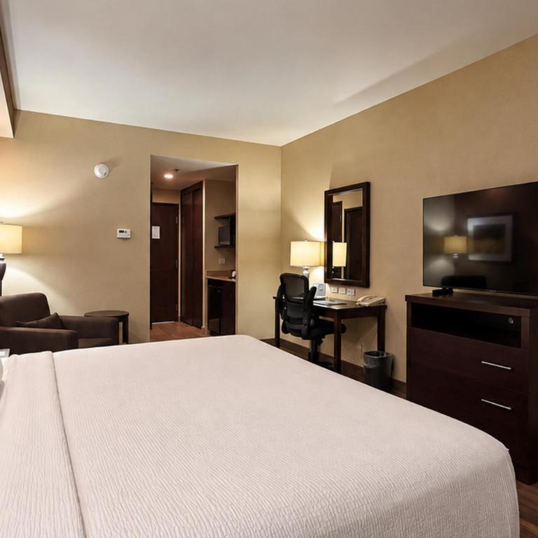 Best Western PREMIER Monterrey Aeropuerto - Habitación - 1 cama extragrande - No fumadores - 6
