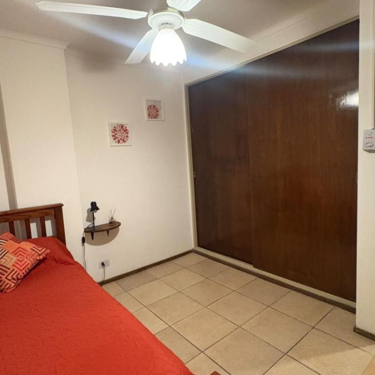 Amplio departamento ZONA CENTRO (2) - Three-Bedroom Apartment - 19