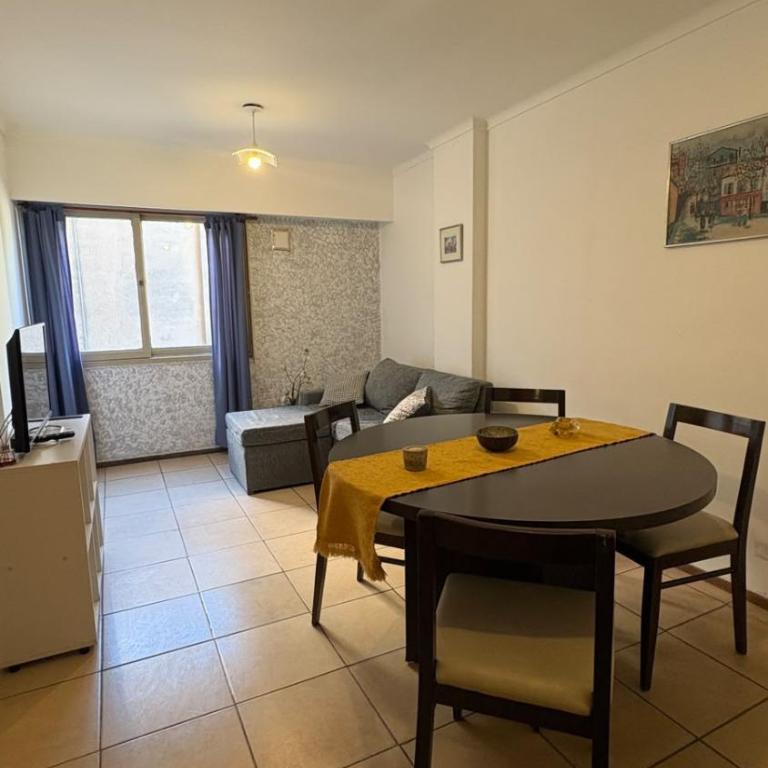 Amplio departamento ZONA CENTRO (2) - Three-Bedroom Apartment - 2