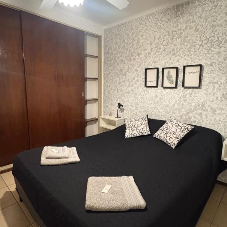 Amplio departamento ZONA CENTRO (2) - Three-Bedroom Apartment - 16