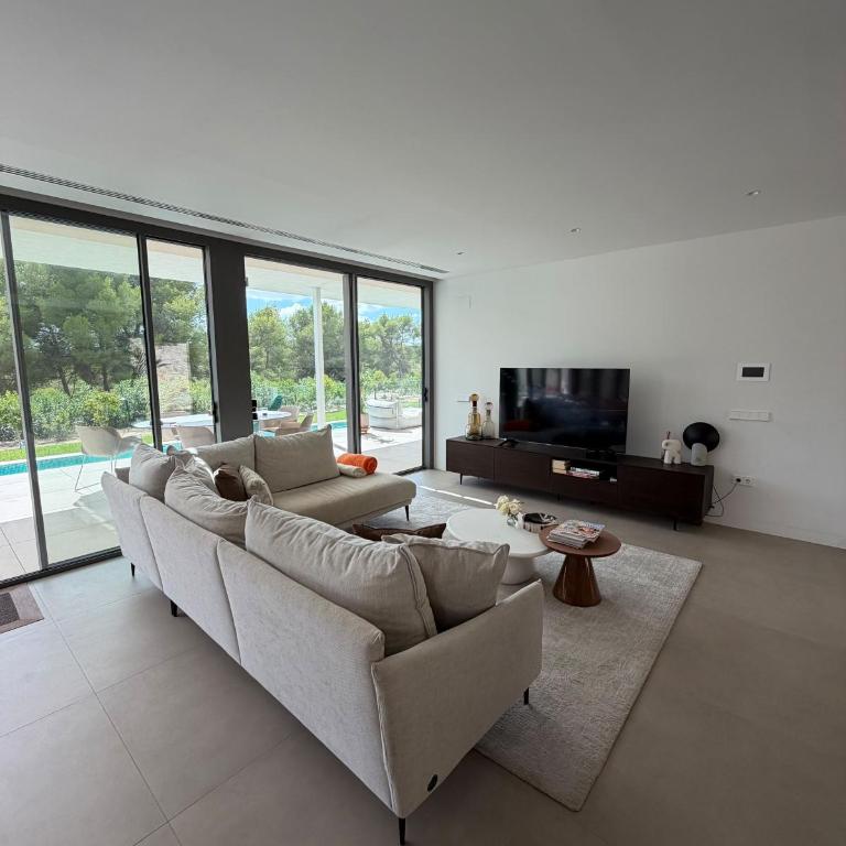 LIMA 18, Las Colinas Golf, 20m Heated Pool, EV - Maison de Vacances 3 Chambres - 64