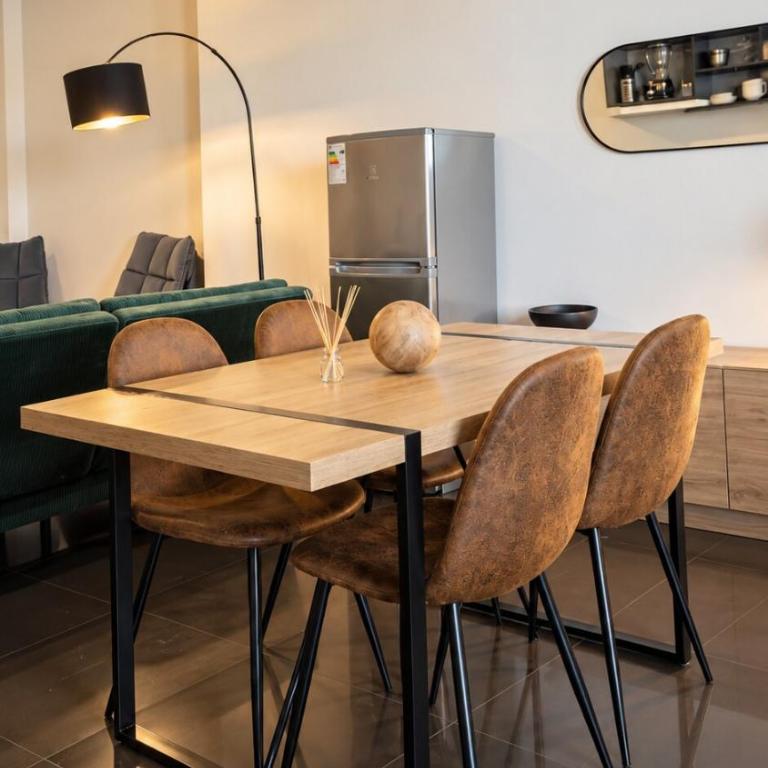 Spacious Barranco Studio with Workspace and Fast WiFi - One-Bedroom Apartment - 11