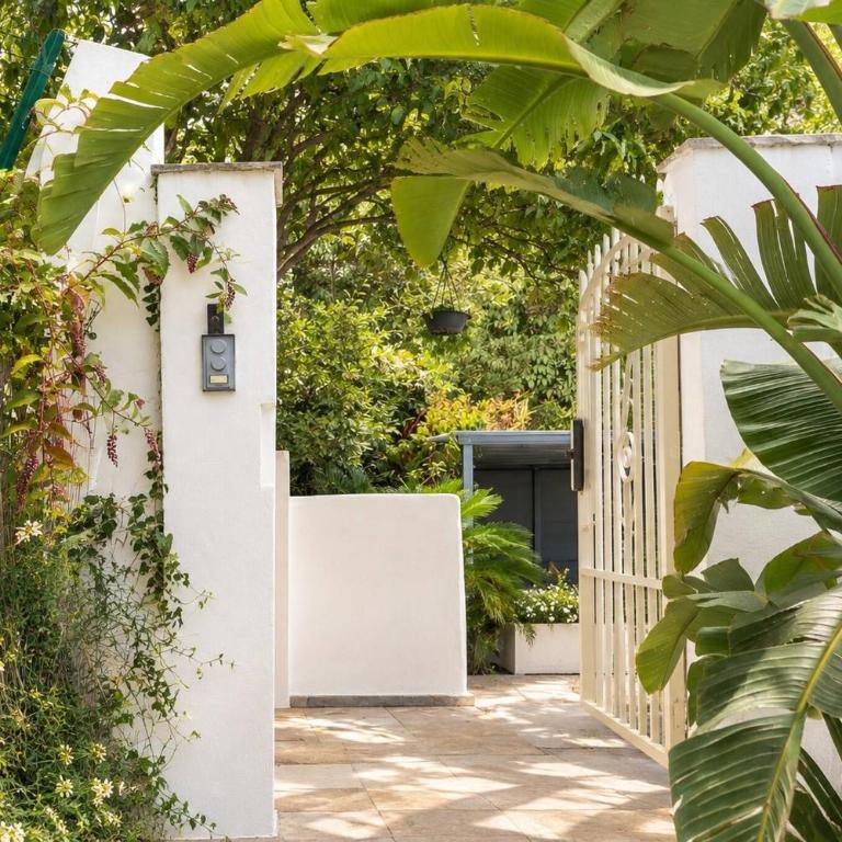 Monaco Sea-View Villa with Jacuzzi - Vacation Home - 57