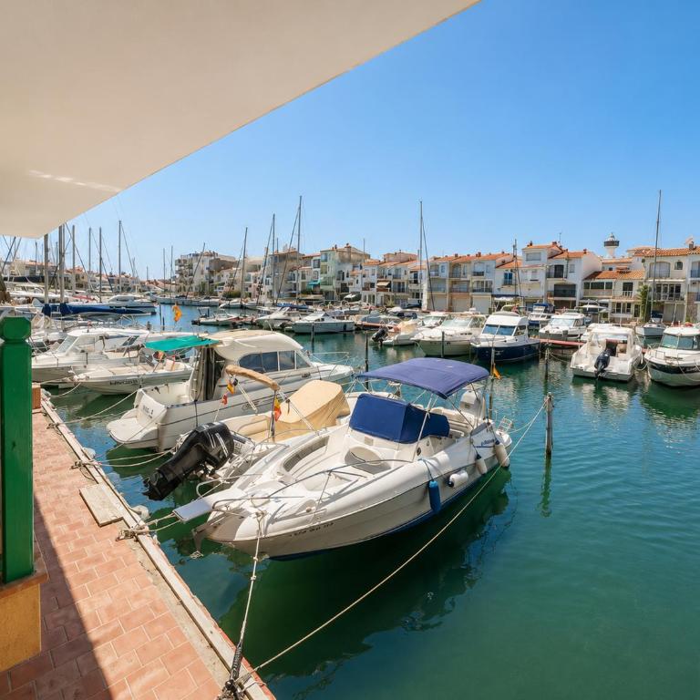 Apartamento junto al Canal - Apartamento de 1 dormitorio con balcón y vistas al agua - 10