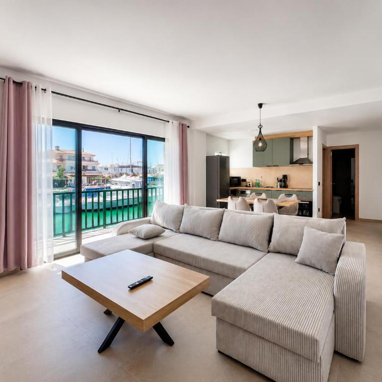 Apartamento junto al Canal - Apartamento de 1 dormitorio con balcón y vistas al agua - 1