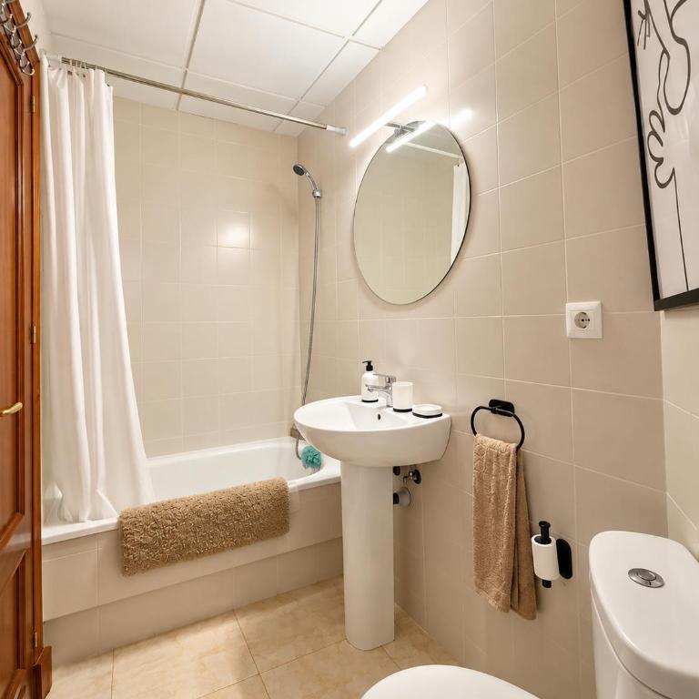 Ático luminoso con terraza de 28 m con plaza garaje a 9mn del centro - Apartamento de 1 dormitorio - 13