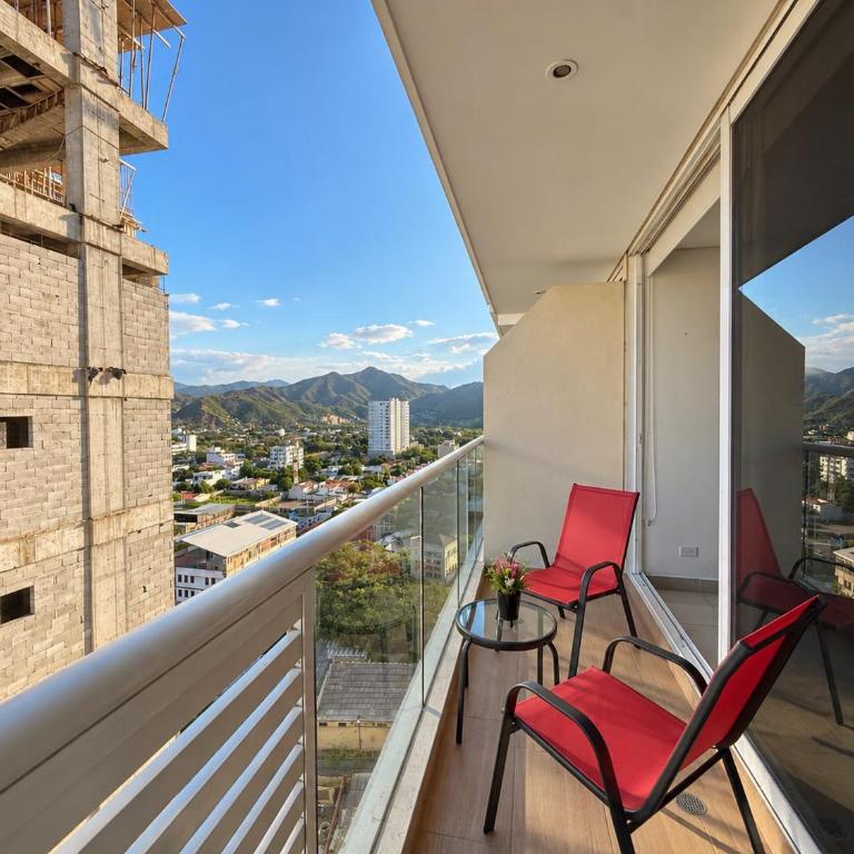 Eira by Colproperty Management - Studio with Balcony - 18