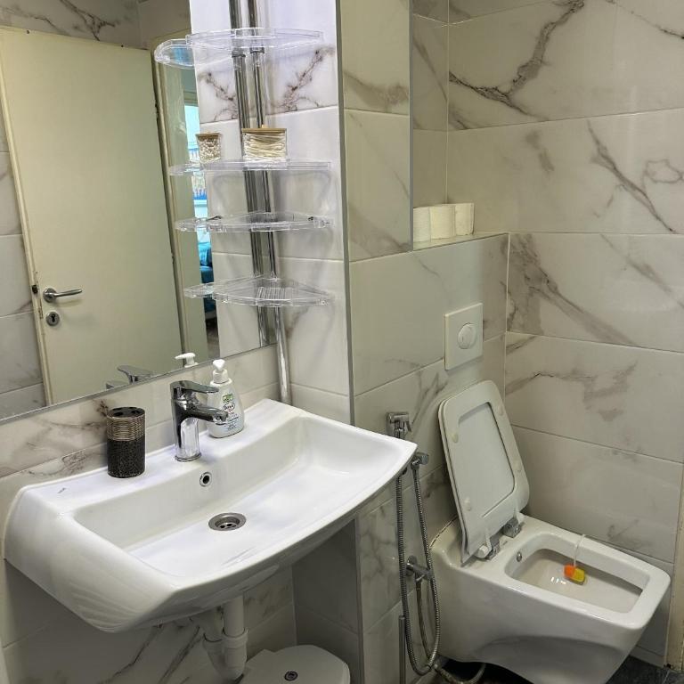 Chill & Play Apartment with Garage - Apartman sa 2 Spavaće Sobe - 23