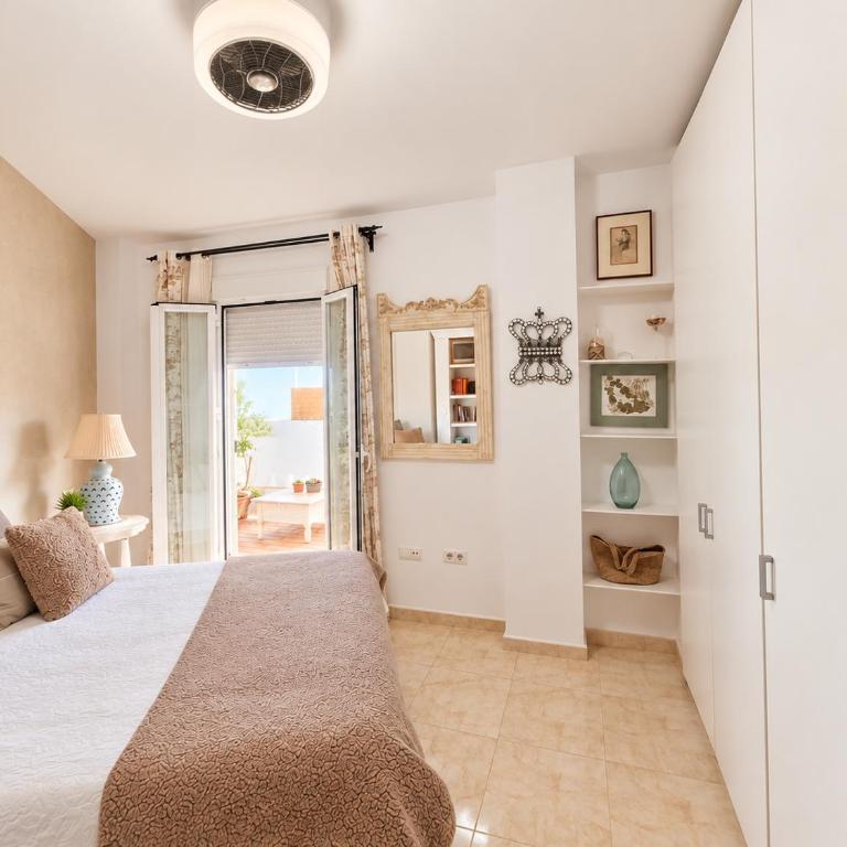 Ático luminoso con terraza de 28 m con plaza garaje a 9mn del centro - Apartamento de 1 dormitorio - 20
