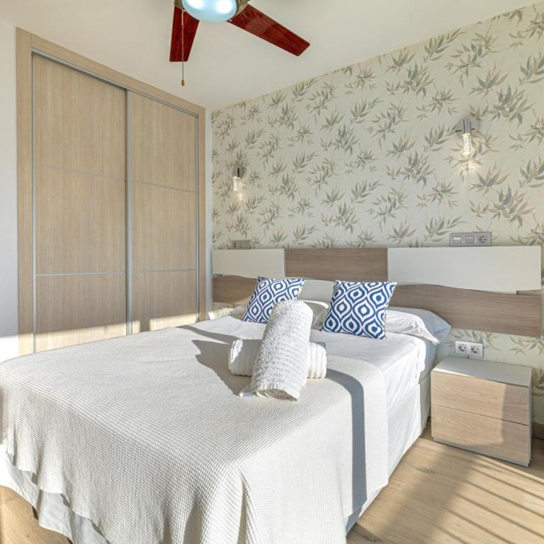 Marbella Beach Apartment with Sea View Terrace - Apartamento - 14