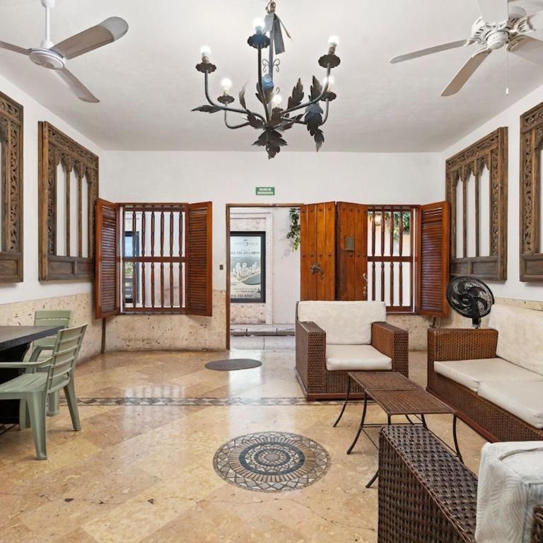 Luxury 5 Bedroom Old Town House - Villa - 1