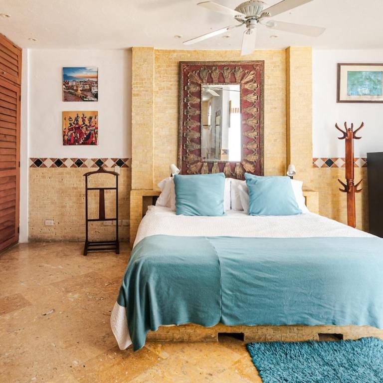 Luxury 5 Bedroom Old Town House - Villa - 27