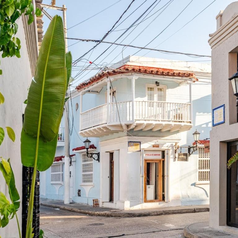 Luxury 5 Bedroom Old Town House - Villa - 38