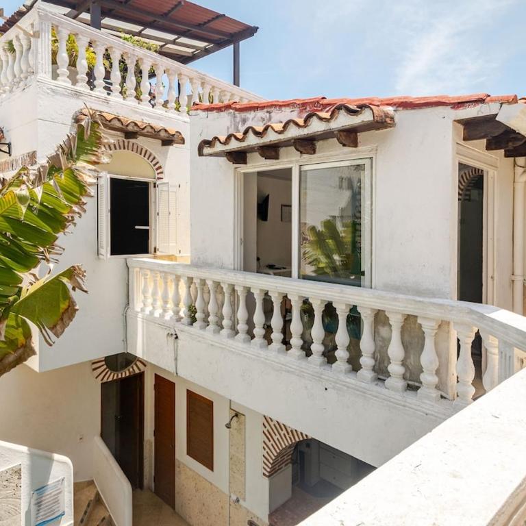 Luxury 5 Bedroom Old Town House - Villa - 59