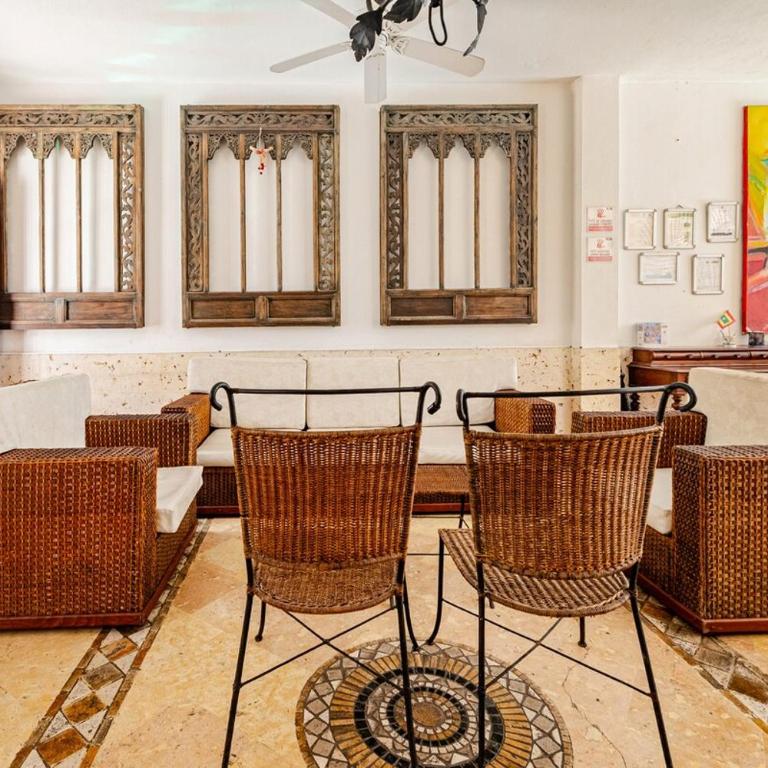 Luxury 5 Bedroom Old Town House - Villa - 75
