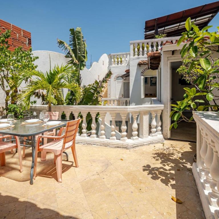 Luxury 5 Bedroom Old Town House - Villa - 79