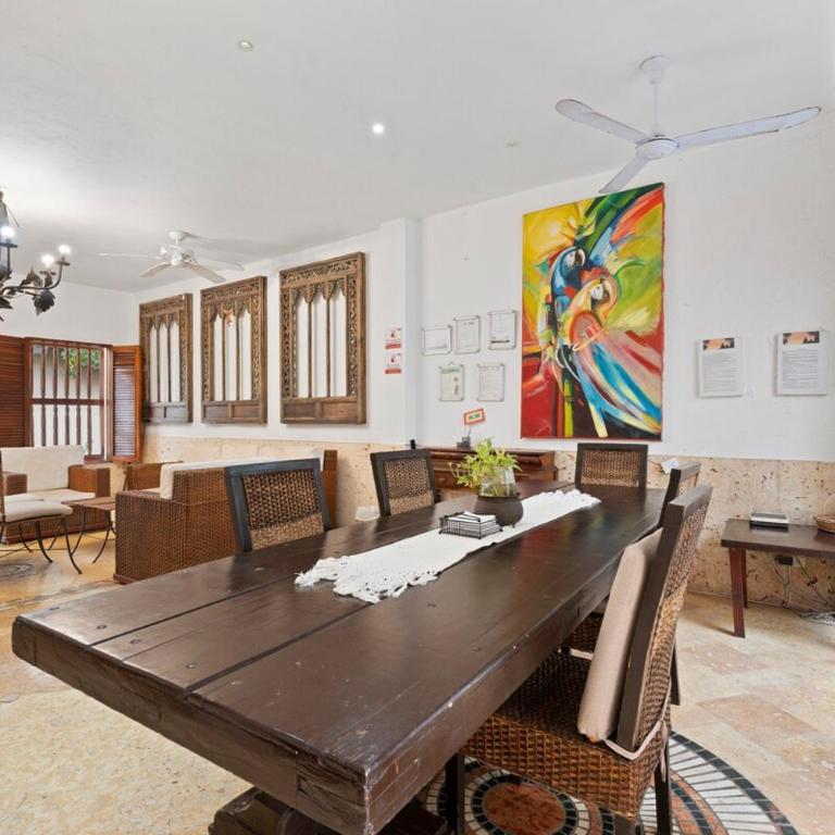 Luxury 5 Bedroom Old Town House - Villa - 80