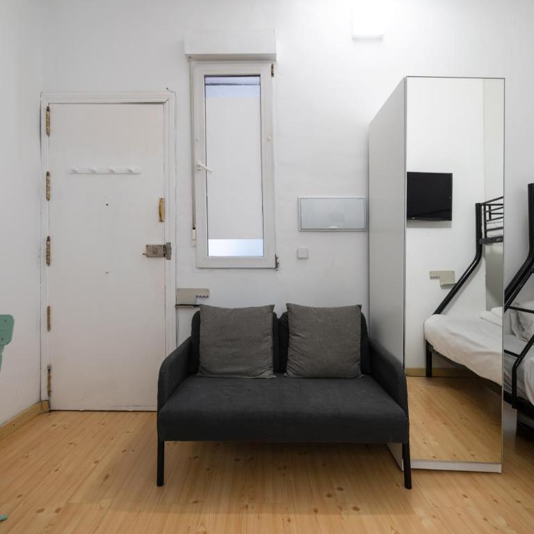 Loft Céntrico junto al Metro a 12 min de Plaza España con AC, WiFi y Lavadora - Studio - 1