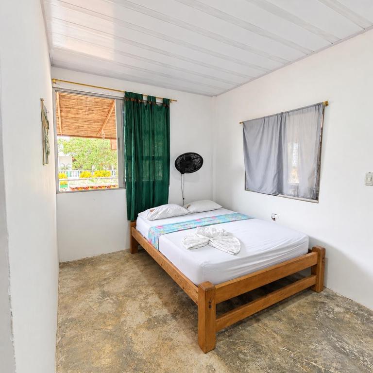Hotel Roca Fuerte - Double Room with Private Bathroom - 3