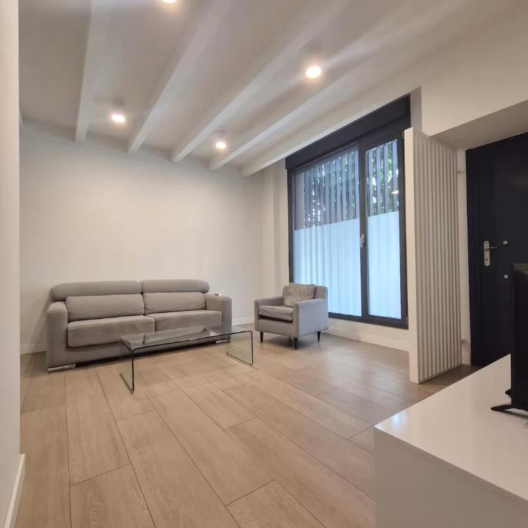 Modern Loft Sevilla - Apartamento de 2 dormitorios - 1