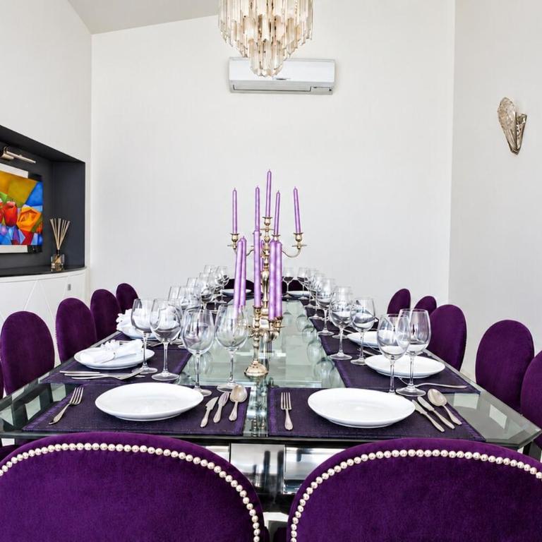 Luxury 5-Suite Mansion with Heated Pool - Deluxe Villa - 5