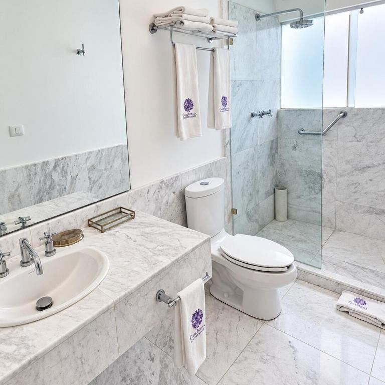 Luxury 5-Suite Mansion with Heated Pool - Deluxe Villa - 12