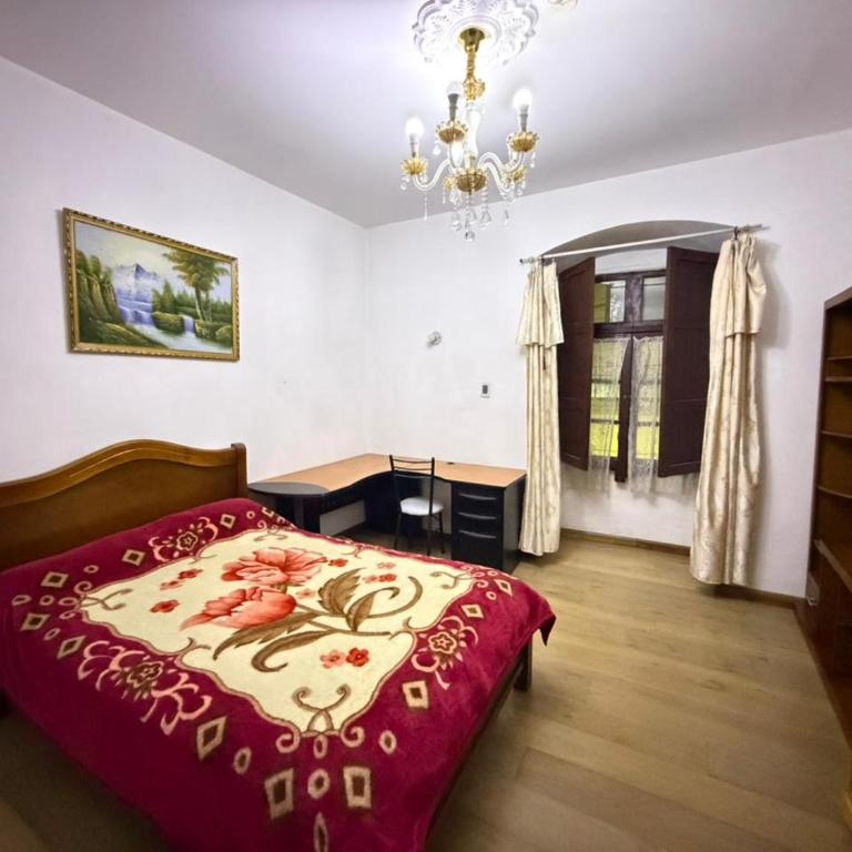 Hostal Atlantis Middle World - Habitación Doble con baño privado - 1