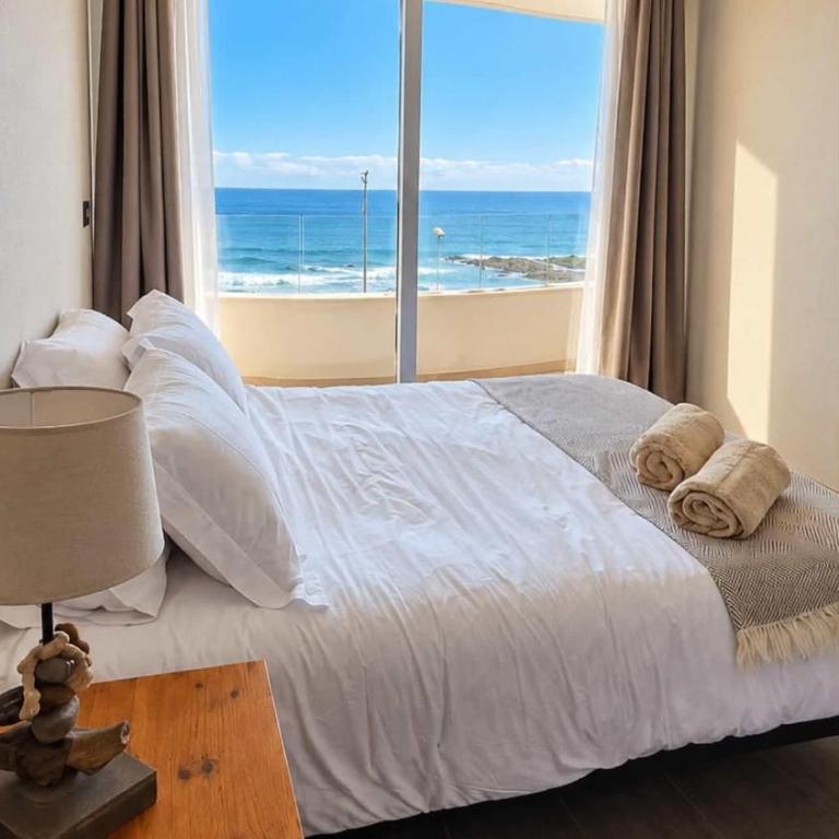Ocean view, infinity pool, free parking - Apartamento de 2 dormitorios con balcón y vistas al mar - 5