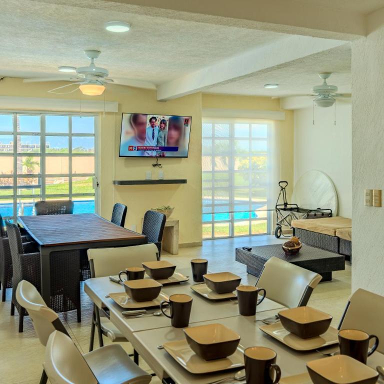 Family House with Private Jacuzzi & Pool, 3 Bedrooms - Casa de 3 dormitorios - 9