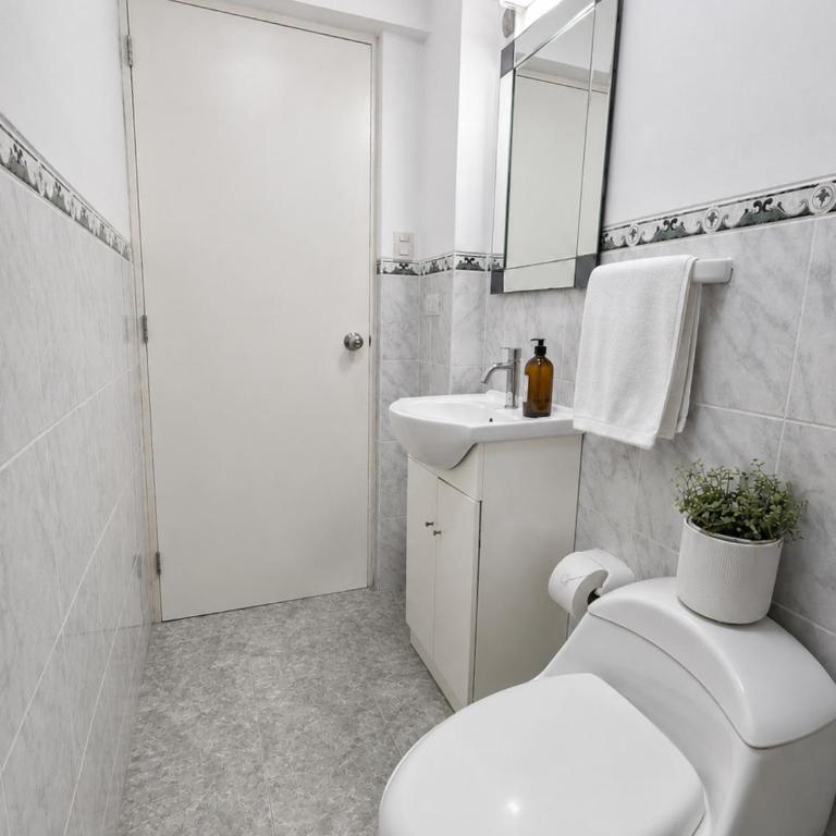 Miraflores Central Habitacion con baño compartido - Habitación Doble con baño compartido - 7