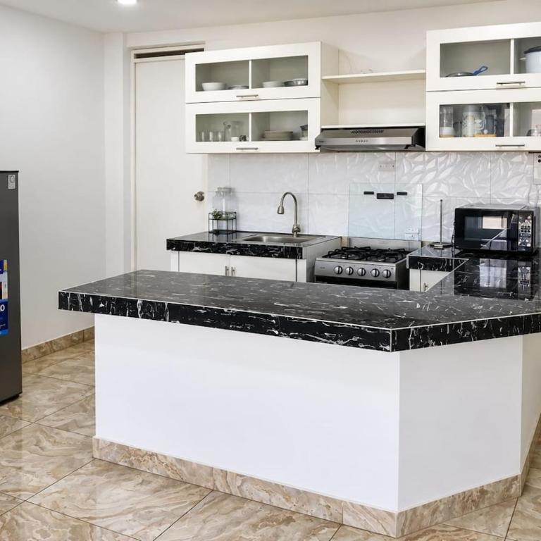 Departamento excelente ubicación - Two-Bedroom Apartment - 20