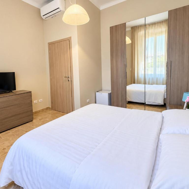 Ariya dream stay - blu sea rooms - Camera Matrimoniale Standard con Bagno in Comune - 2