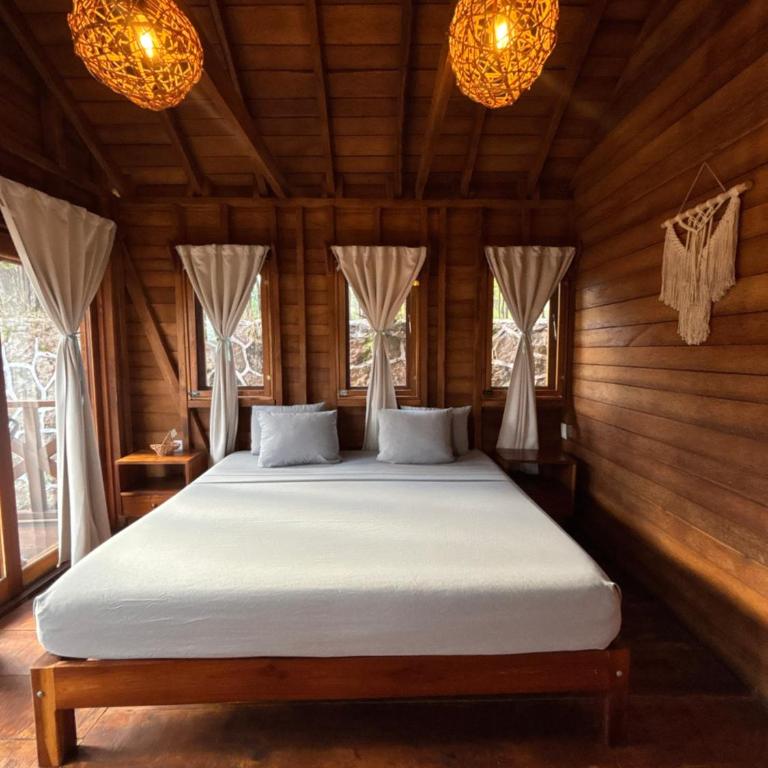 Hotel My Love Bacalar Lagoon Front -Gratis Renta Kayyaks - Bungalow Deluxe Garden View with Terrace - 1