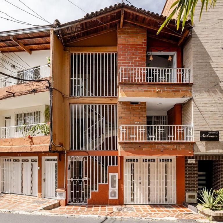 Casa comoda en Laureles cerca del Estadio y la 70 "Máx 8 huéspedes - Apartamento Estándar de 4 dormitorios - 38