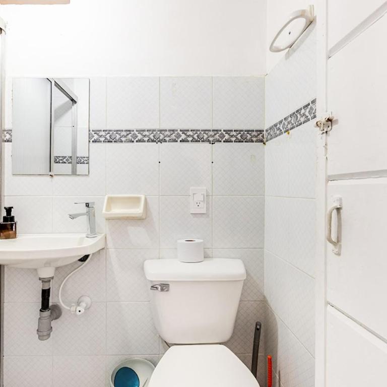 Casa comoda en Laureles cerca del Estadio y la 70 "Máx 8 huéspedes - Apartamento Estándar de 4 dormitorios - 32