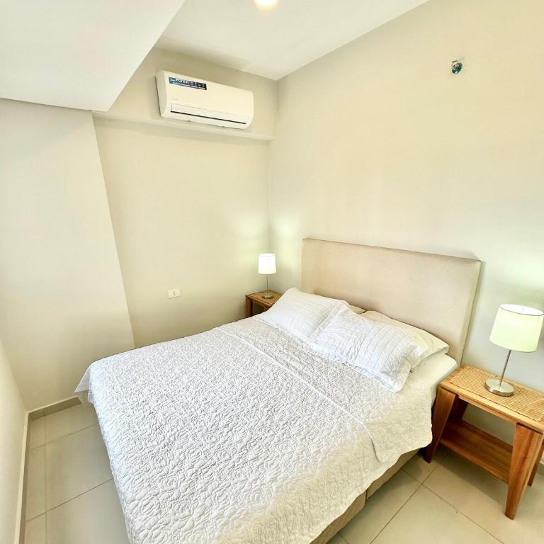 Departamento amplio y moderno - Balcón y parrilla - Two-Bedroom Apartment - 6