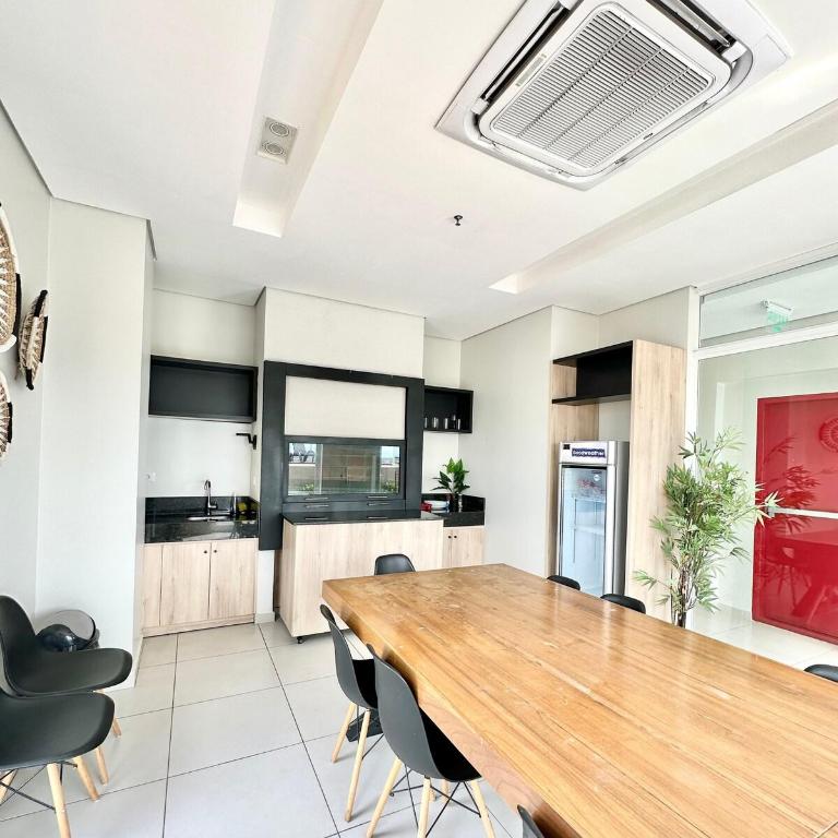 Departamento amplio y moderno - Balcón y parrilla - Two-Bedroom Apartment - 26