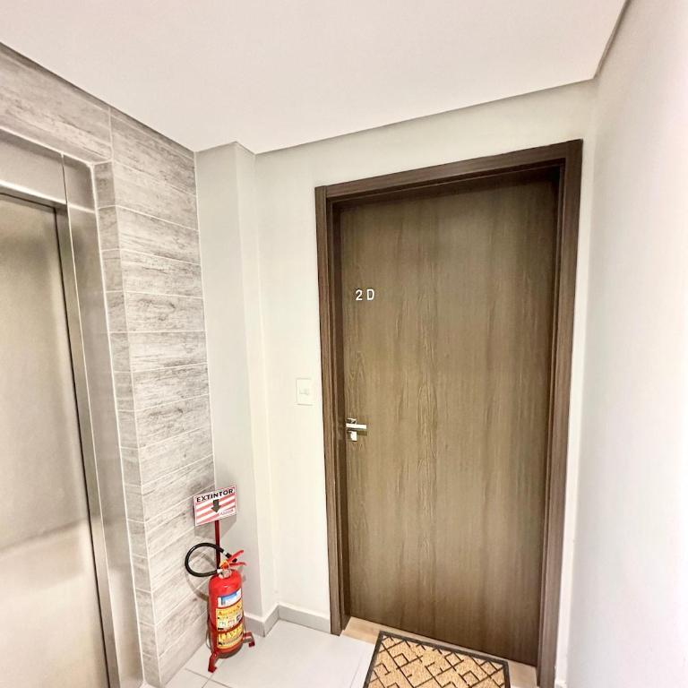 Departamento amplio y moderno - Balcón y parrilla - Two-Bedroom Apartment - 48