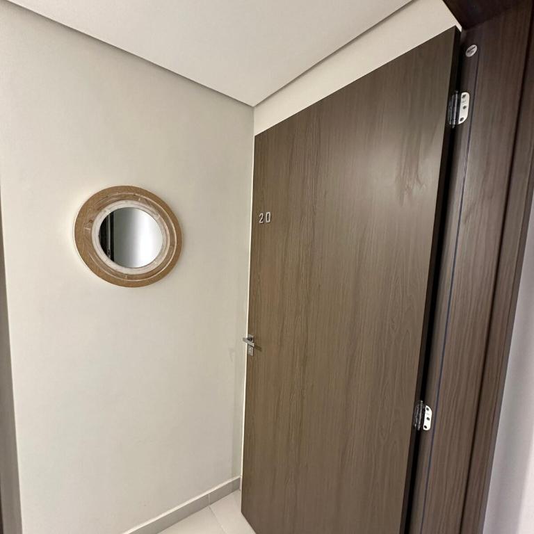Departamento amplio y moderno - Balcón y parrilla - Two-Bedroom Apartment - 62