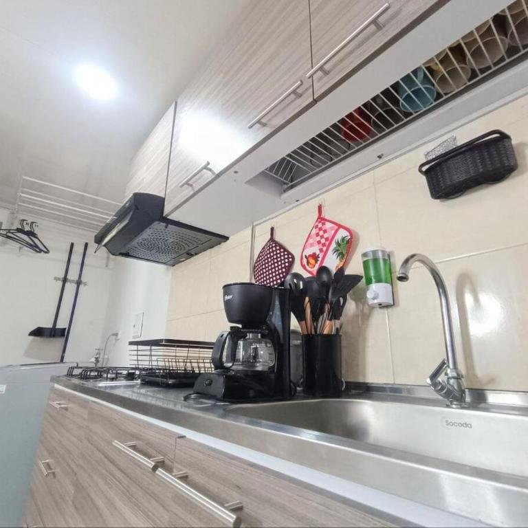 Apaeraestudio Equipado Wifi Rapido CercaAeropuerto - Apartamento de 1 dormitorio - 20