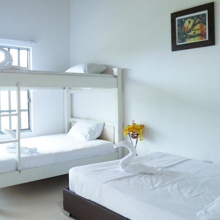 San Gerónimo Casa Hostal - Triple Room with Mountain View - 2