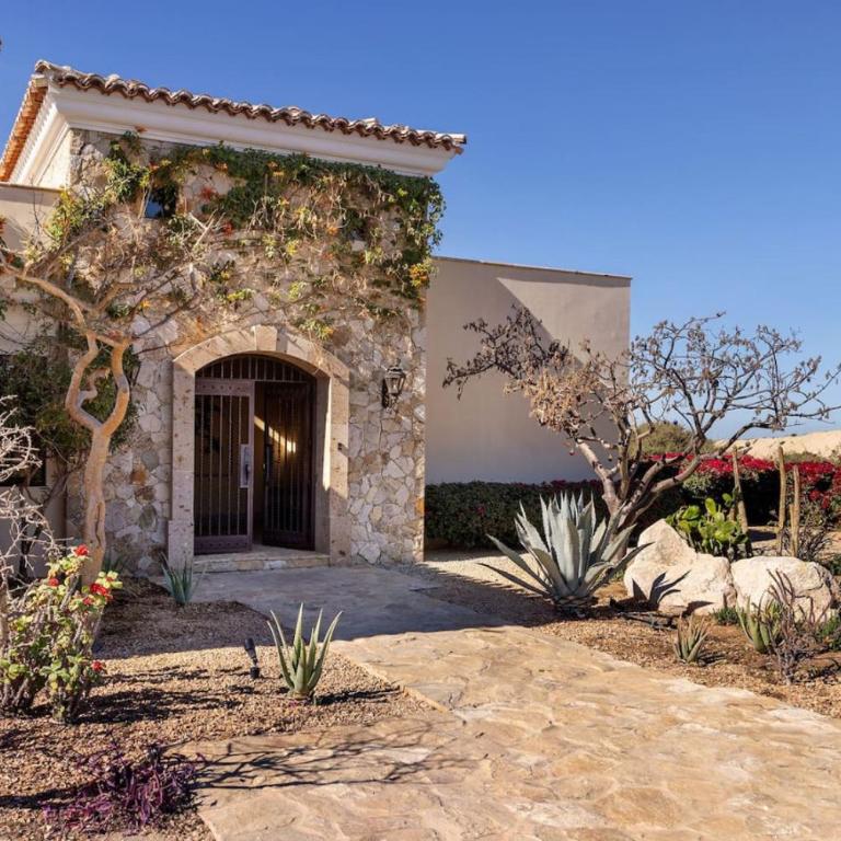 5-BR Golf Villa With Transportation Included - Villa - 8