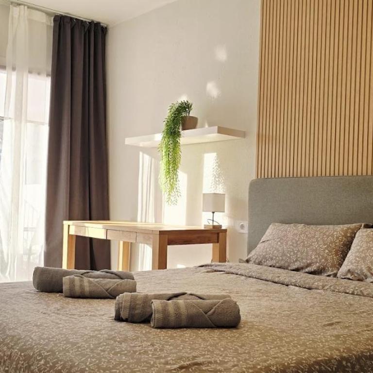 Peaceful Bungalow with Pool & Terrace - Two-Bedroom Apartment - 7